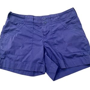Women’s Koppen blue roll cuff outdoor short size 6